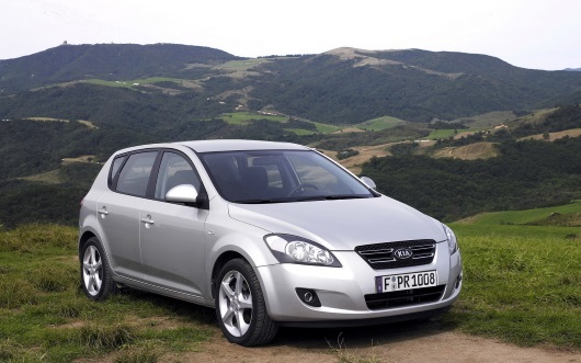 Kia Ceed (2008)