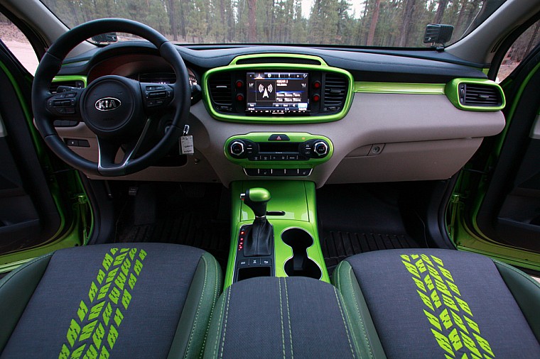 Kia Sorento PacWest Adventure: он из лесу вышел